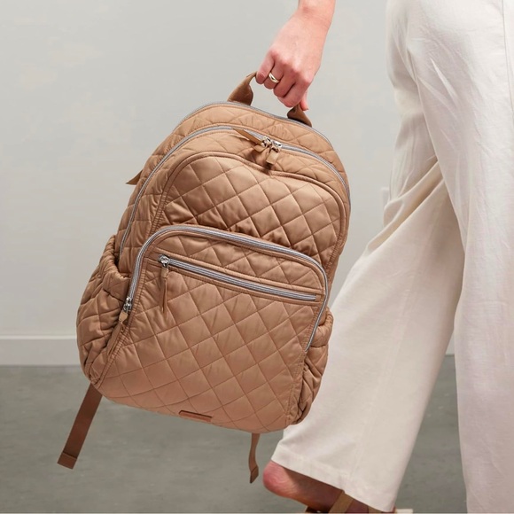 ✨NWT✨ Vera Bradley Meadowlark Tan Backpack - Picture 6 of 9